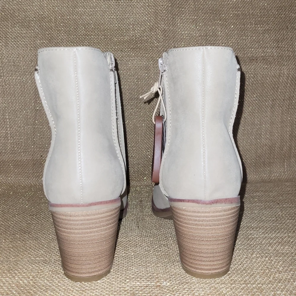 Mia Women's Sz 10 Side Zip Ankle‎ Boots Tan Faux Leather Stacked Heel New In Box